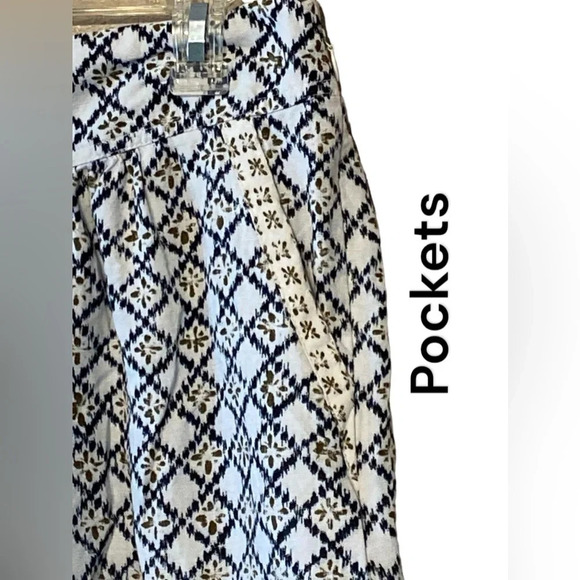 Ann Taylor Loft Linen/Rayon blend Mini Skirt Blue & White Women's Size 10 - Picture 2 of 6